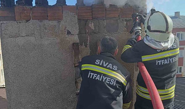 Sivas'ta baca yangını itfaiyenin zamanda müdahalesi ile söndürüldü