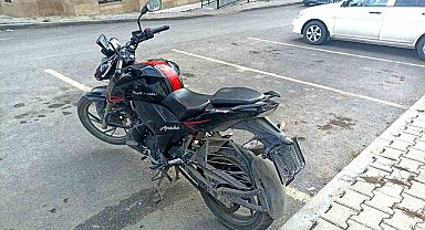 Sivas'ta motosiklet hırsızları yakayı ele verdi