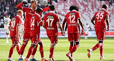 Sivasspor 3 puan hasretine son vermek istiyor