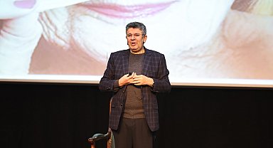 Sultangazi'de "Mutlu Aile Mutlu Çocuk" isimli söyleşi düzenlendi