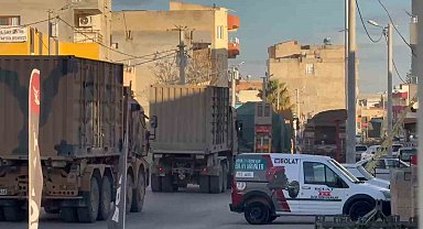 Suriye sınırına zırhlı araç ve mühimmat sevkiyatı