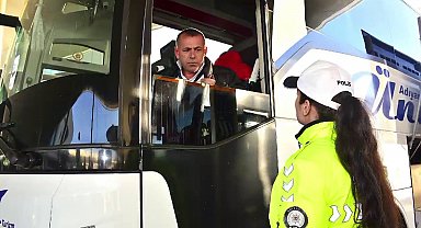 Sürücüler ve yolcular trafik kuralları konusunda uyarıldı