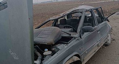 Takla atan otomobilde 5 kişi yaralandı