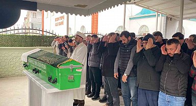 TEM'de takla atan cipten fırlayan sürücü son yolculuğuna uğurlandı