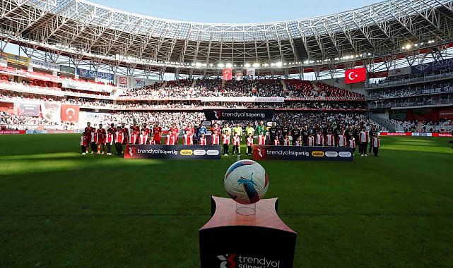 Trendyol Süper Lig: Antalyaspor: 0 - Beşiktaş: 0