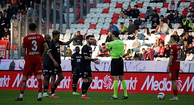 Trendyol Süper Lig: Antalyaspor: 1 - Beşiktaş: 1