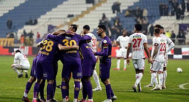 Trendyol Süper Lig: Eyüpspor: 1 - Sivasspor: 0