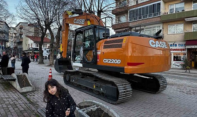 Türkiye Belediyeler Birliği'nden Amasra'ya iş makinesi desteği