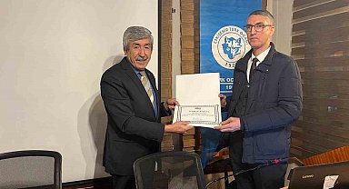 Türkmenler, İran Türklüğü arasında kimliklerini en iyi koruyabilen halk olarak biliniyor