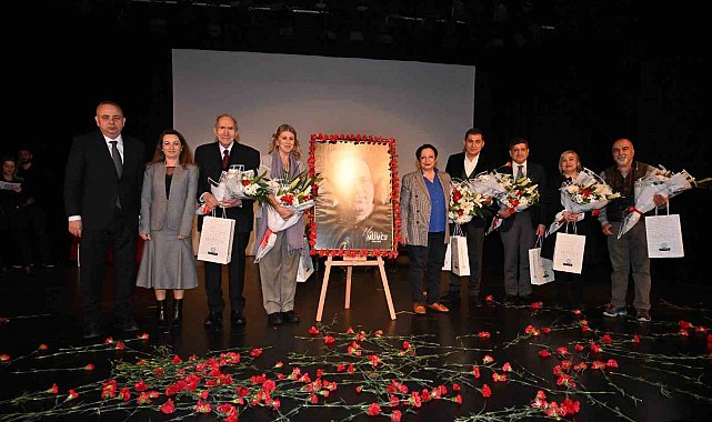 Uğur Mumcu'nun ismi Manisa Şehir Tiyatrosu'nda yaşayacak