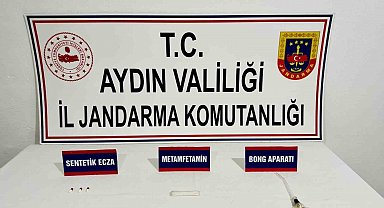 Uyuşturucu madde etkisi ile araç kullanan şahıs jandarmaya takıldı