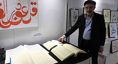 Yalovalı hattat 2 Kur'an-ı Kerim'i aynı anda yazıyor