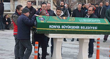 Yangın faciasında hayatını kaybeden Esra Nazik son yolculuğuna uğurlandı