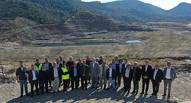 Yeniköy Kemerköy Enerji, Hüsamlar eski maden sahasında Milaslı muhtarlarla fidan dikti