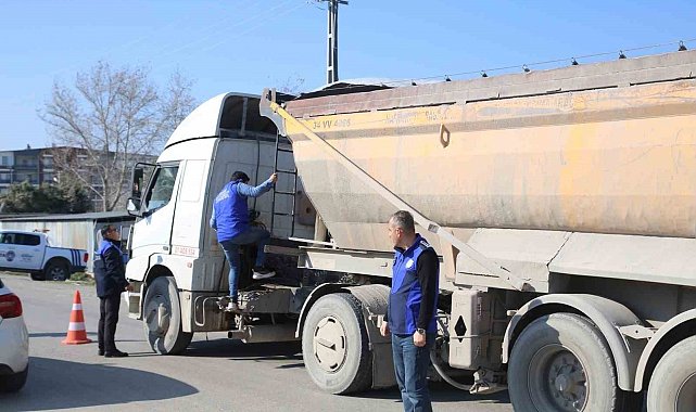 Zabıta ekipleri iş makinelerine ve ulaşım araçlarına yönelik denetimlerini sürdürüyor