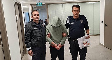 157 dolandırıcılık suçundan aranan şahıs sahte pasaportla yakalandı