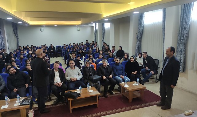 ''Bir Bilenle Bilge Nesil'' Projesine Patnos'ta yoğun ilgi