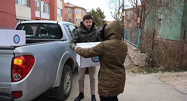 'Şehir Paylaşmaktır' kolileri vatandaşların yüzünü güldürüyor