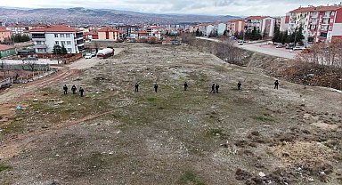 7 gündür aranan yaşlı adamın cesedi boş arazide bulundu