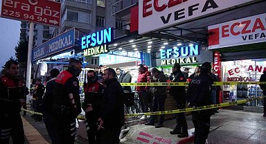 Adana'da sağlık ürünleri satan iş yerine silahlı saldırıda kayınbaba ve 2 damadı öldü