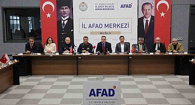 AFAD'ın Ege Denizi'ndeki sismik aktivitelere ilişkin toplantıları devam ediyor