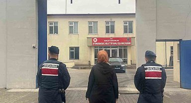 Afyonkarahisar'da silahlı terör örgütüne üye olan kadın yakalandı