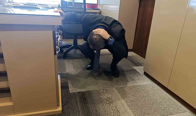 Ağrı'da 6 Şubat depreminin yıldönümünde anma programı ve tatbikat gerçekleştirildi