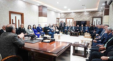 AK Parti Van İl Başkanı Abdulahat Arvas: "Halkın yoğun ilgisi bizi heyecanlandırıyor"