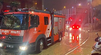 Akasya AVM'de yangın paniği