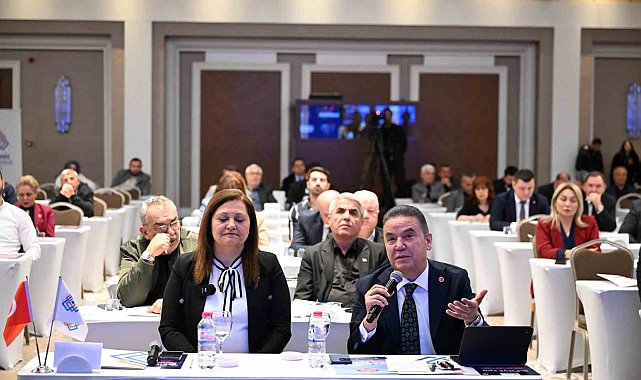 Akdeniz Belediyeler Birliği'nde gündem 'Deprem ve Yangın Güvenliği'