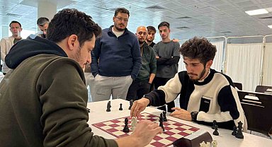 Alanya'da sağlıkçılar satranç turnuvasında bir araya geldi