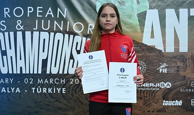 Alara Atmaca'ya, Avrupa Eskrim Konfederasyonundan özel ödül