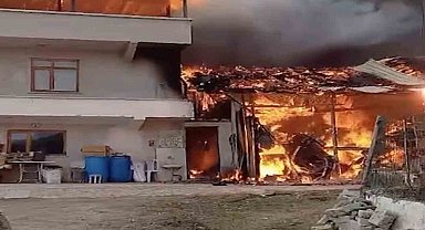 Alevlere teslim olan ev ve ahır kullanılmaz hale geldi