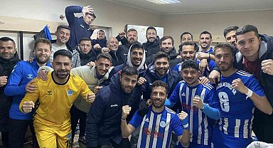 Aliağa Helvacı Spor, Ulucakspor'u 5-0 mağlup ederek liderliğini sürdürdü