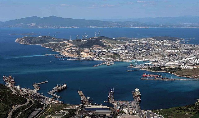 Aliağa limanları 2024'te zirvede: yükte birinci, konteynerde rekor