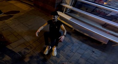 Alkollü genç, babasının kurum otomobilini kaçırdı, 5 araca birden çarptı