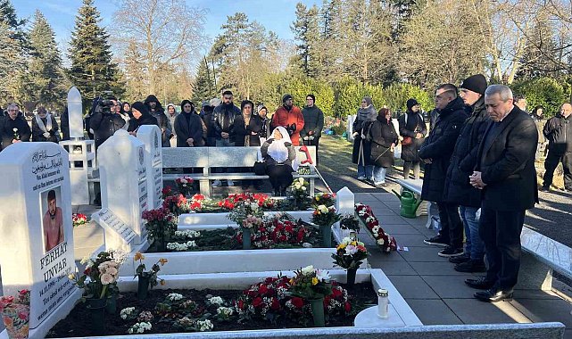 Almanya'daki ırkçı terör saldırısında hayatını kaybedenler öldürülmelerinin 5. yılında Hanau'da anıldı