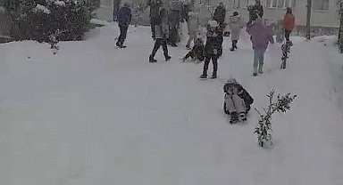 Altay Fırtınası çocuklara yaradı