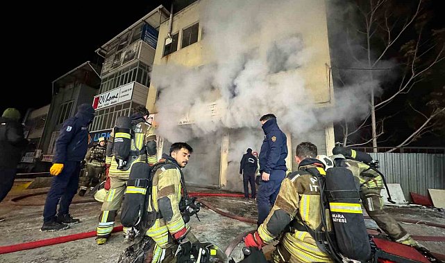 Ankara'da gece saatlerinde yangın paniği