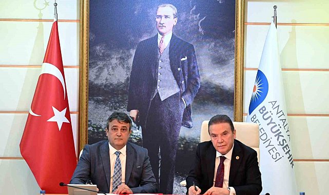 Antalya Büyükşehir'de en düşük işçi maaşı 37 bin 430 TL oldu