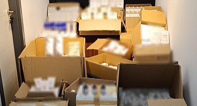 Antalya'da 5 bin 105 kutu kaçak ilaç ele geçirildi