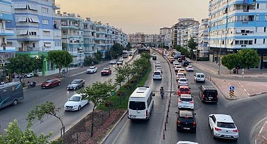 Antalya'da motorlu kara taşıtları sayısı 1 milyon 578 bin 360 oldu
