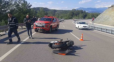 Antalya'da yunus polisi trafik kazasında hayatını kaybetti
