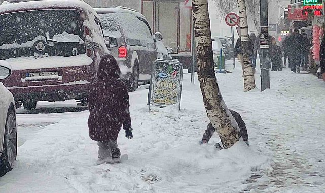 Ardahan'da eğitime 'kar' engeli