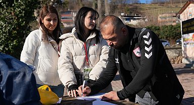 Atakum'da çiftçilere 4 bin adet sebze ve meyve fidanı dağıtılıyor