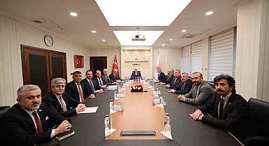 ATO Başkanı Baran başkanlığındaki heyet, Bakan Işıkhan'ı ziyaret etti