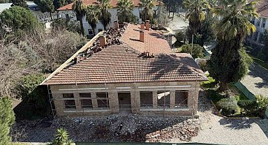 Aydın Lisesi'nin tarihi binasının restorasyon çalışmaları başladı