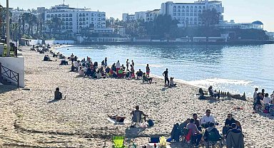 Aydın'da güneşi gören sahillere koştu