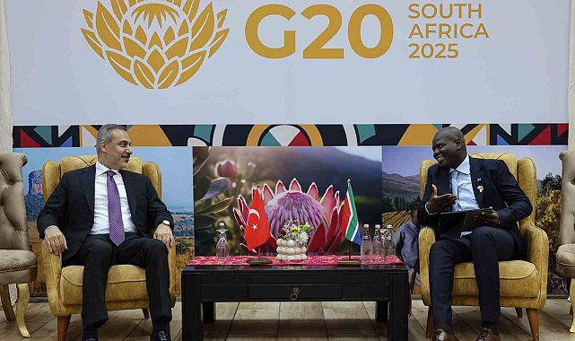 Bakan Fidan, Güney Afrika Cumhuriyeti Uluslararası İlişkiler ve İşbirliği Bakanı Lamola ile görüştü