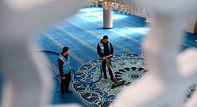 Balıkesir'de camiler Ramazan'a hazırlanıyor